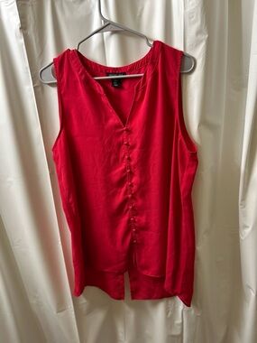 Rachel Zoe Red Sleeveless V-Neck Button-Front Camisole